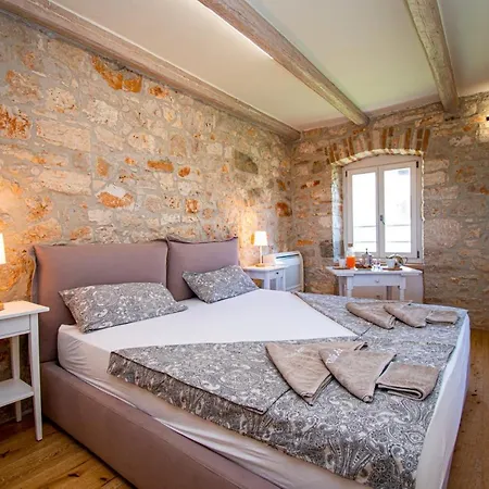 Beautiful Stone House In Porec * Kukci