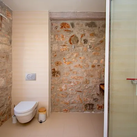 Beautiful Stone House In Porec Kukci