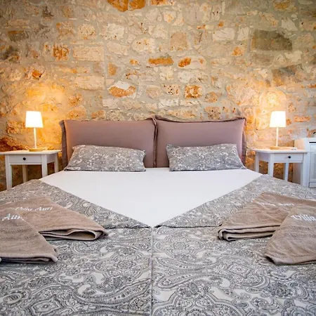 Villa Beautiful Stone House In Porec Kukci